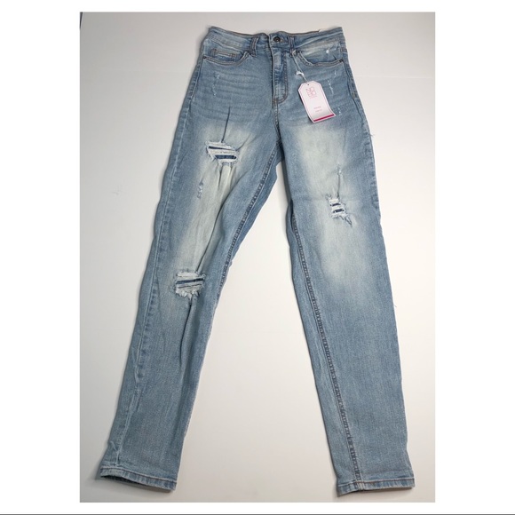 High Rise Mom Jeans - Picture 2 of 8